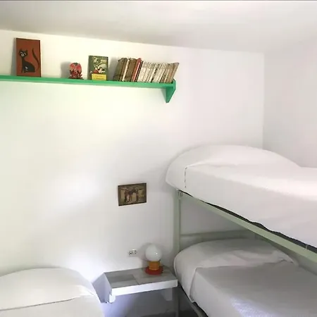 Holiday home 70s With Garden At 400m From The