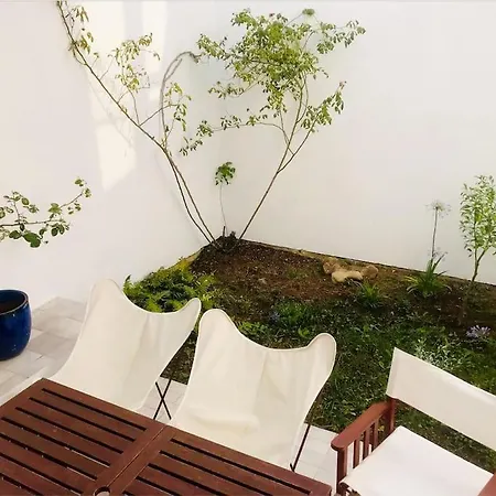 70s With Garden At 400m From The Holiday home